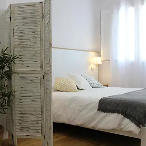 encanto-de-la-catedral-deluxe-loft.hotelsincadiz.net/